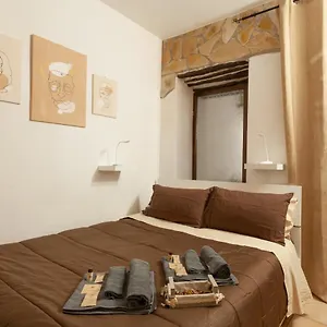 Centro Storico Cagliaricasa Tipica Sarda Cagliari